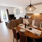 Marid Apartment *
