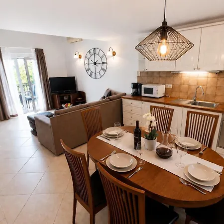 Marid Apartament *